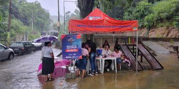 São Gonçalo realiza simulado de evacuação na Praça do Zumbi para fortalecer cultura de prevenção