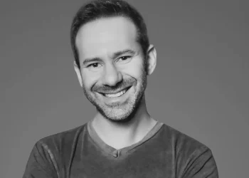 Leonid Radvinsky, controlador da Fenix International e dono do OnlyFans, morre aos 43 anos