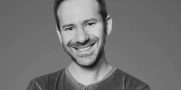 Leonid Radvinsky, controlador da Fenix International e dono do OnlyFans, morre aos 43 anos