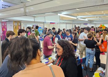 Estudo no exterior mantém forte interesse entre jovens brasileiros, mesmo com altas taxas