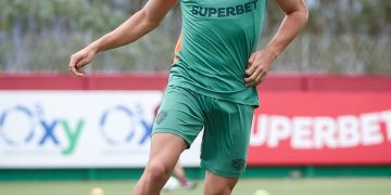 Nonato volta aos treinos e pode atuar na final do Carioca pelo Fluminense