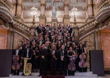 Orquestra Nova Aurora estreia no Theatro Municipal do Rio com concerto de sopros e percussão