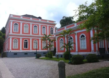 Casa da Princesa Isabel em Petrópolis recebe concerto de música antiga e visita guiada