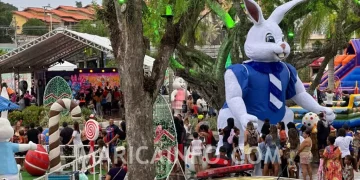 Maricá realiza atividades culturais gratuitas de Páscoa com cinema inflável e ações recreativas