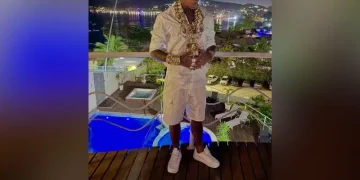 Casa de MC Poze do Rodo é invadida por assaltantes e leva R$ 2 milhões em joias