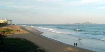Macaé: litoral preservado, arquipélago de águas cristalinas e atrações culturais