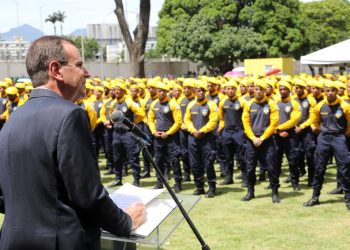 Rio estreia força municipal com 600 agentes no patrulhamento preventivo contra crimes