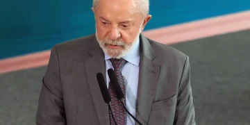 Lula participa de evento no Rio e anuncia investimentos do Governo Federal