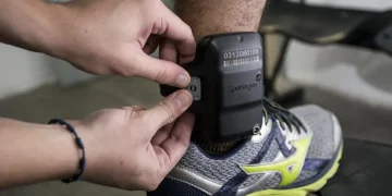 Senado aprova uso imediato de tornozeleira eletrônica em casos de violência doméstica com risco de morte