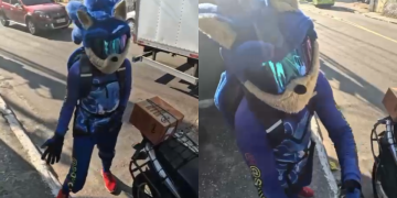 Motoboy vestido de Sonic é abordado pela polícia em Niterói durante rotina