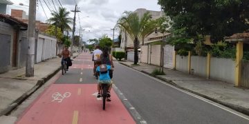 Violência no Rio prejudica acesso à escola de 190 mil estudantes, aponta estudo