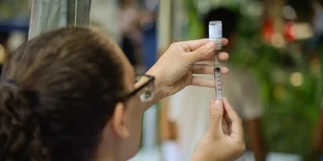 Ministério da Saúde inicia campanha de vacinação contra a gripe com distribuição de 15,7 milhões de doses