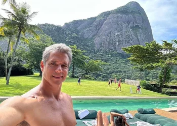 Mansão do ator Marcio Garcia no Rio reduz preço para 100 milhões de reais