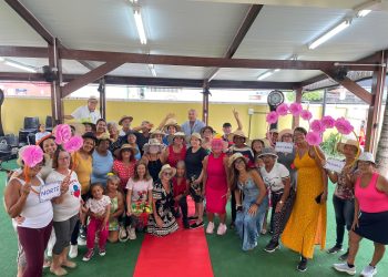 Prefeitura de Maricá promove desfile de chapéus para valorizar autoestima de idosas em homenagem ao mês da mulher