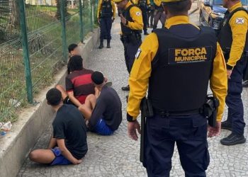 Força Municipal evita roubo em ônibus na Cidade Nova e apreende réplica de arma