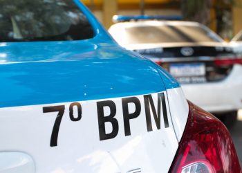 Polícia militar e federal realizam operação contra o Comando Vermelho em São Gonçalo