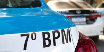 Polícia militar e federal realizam operação contra o Comando Vermelho em São Gonçalo