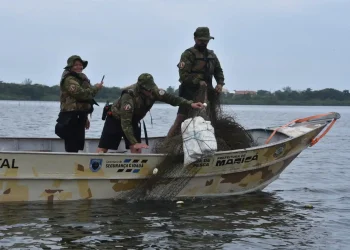 Operação combate pesca irregular e acampamentos nas lagoas de Maricá