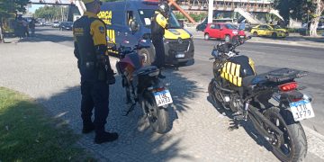 Força Municipal do Rio recupera moto roubada na região central