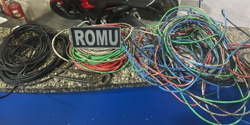 Guarda Municipal de São Gonçalo prende três suspeitos e apreende 100 metros de cabos de cobre