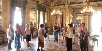 Idosos de São Gonçalo visitam Museu da República no Rio em atividade de integração