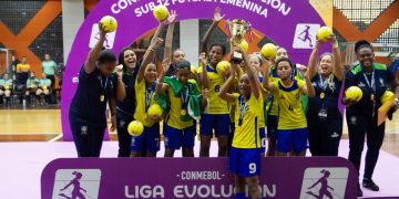 Niterói realiza finais da Liga Evolución Sub-12 de futsal feminino e reforça apoio ao esporte jovem
