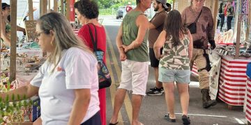 Prefeitura de Maricá realiza primeira feira de agricultura familiar de 2026 em Itaipuaçu