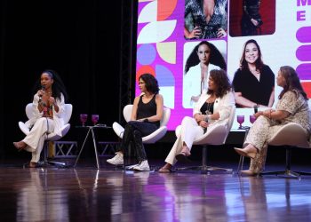 Niterói encerra mês da mulher com festival de literatura, música e homenagens