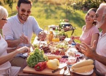Cardápio econômico e prático para a Sexta-feira Santa com foco em aproveitamento de ingredientes