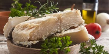 Preço do bacalhau em 2026: dicas para economizar na refeição de Semana Santa