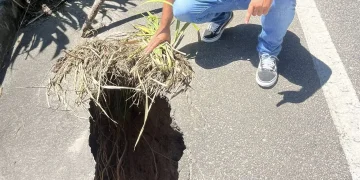 Trecho da RJ-106 na Serra do Mato Grosso apresenta risco de deslizamento e trafegabilidade precária