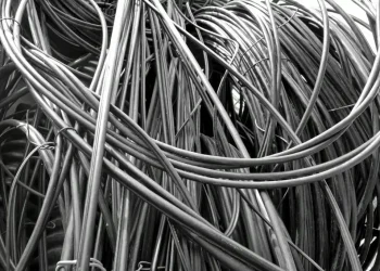 Aumento de furtos de cabos elétricos da Light ultrapassa 350% entre 2023 e 2025