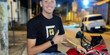 Justiça do RJ leva a júri policial acusado de matar jovem durante abordagem em São Gonçalo