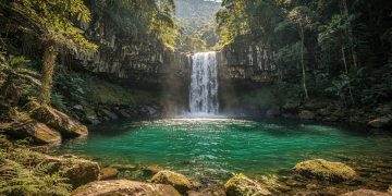 Magé revela cachoeiras e trilhas históricas próximas a Niterói