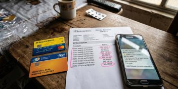 Abuso financeiro contra idosos em Niterói: sinais, prevenção e punições legais