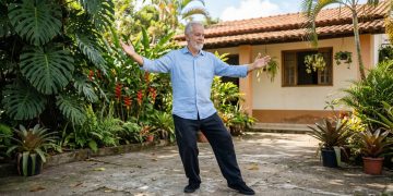 Tai Chi Chuan contribui para controle da pressão arterial em idosos brasileiros