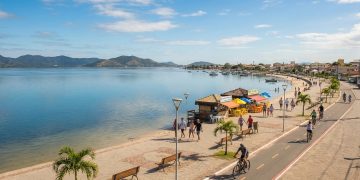 Iguaba Grande destaca-se como capital do bem-estar na Região dos Lagos, com orla plana que favorece a mobilidade da terceira idade
