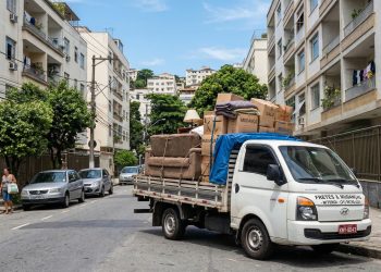Custos de frete para pequenas mudanças em Niterói variam conforme percurso e serviços adicionais