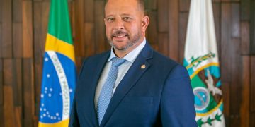 Alerj responde a críticas de Rodrigo Amorim e reforça apoio a projeto de vagões exclusivos