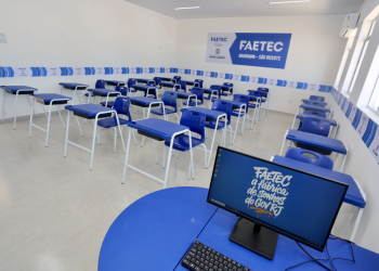 Governo do Estado inaugura unidade da Faetec e realiza obras de recapeamento em Araruama