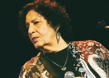 Fhernanda Fernandes homenageia Gal Costa e Elis Regina em show na Tijuca
