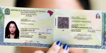 Rio de Janeiro oferece emissão da nova carteira de identidade nacional pelo celular