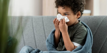 Início do outono amplia risco de doenças respiratórias em crianças, alertam especialistas