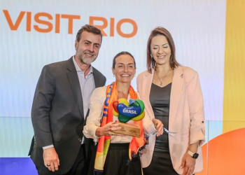 Rio de Janeiro conquista dois prêmios no Visit Summit 2026 promovido pela Embratur