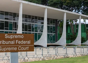 Ministro Flávio Dino denuncia esquema de compra e venda ilegal de emendas parlamentares no STF