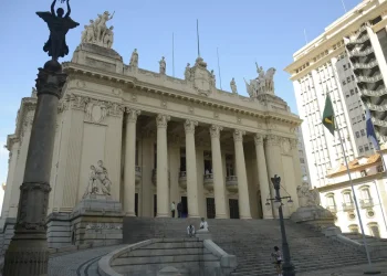 STF suspende regras da Alerj para eleição indireta no Rio devido inconstitucionalidade