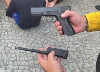 Força Municipal impede roubo em ônibus na Avenida Presidente Vargas, RJ