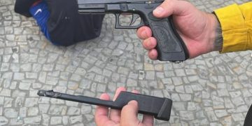 Força Municipal impede roubo em ônibus na Avenida Presidente Vargas, RJ