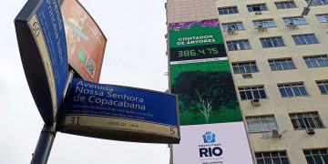 Contador de árvores em Copacabana revela avanço no reflorestamento urbano do Rio