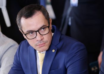 Câmara aprova prazo de 60 dias para início de tratamento de autismo pelo SUS e planos privados